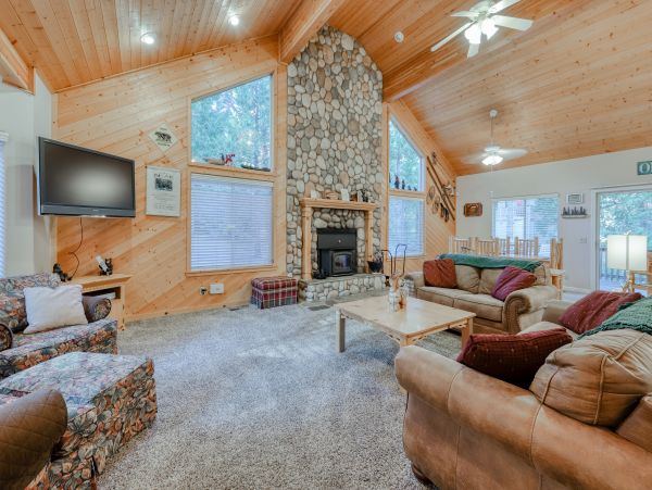Yosemite Area Home 984829