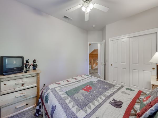Yosemite Area Home 984829