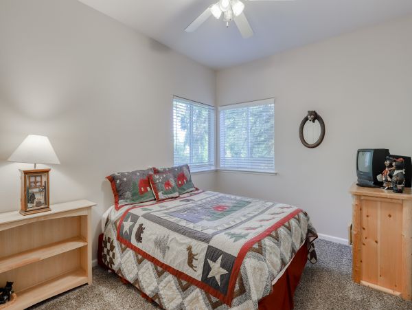 Yosemite Area Home 984829