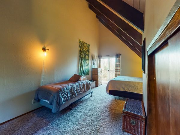 Yosemite Area Home 984830