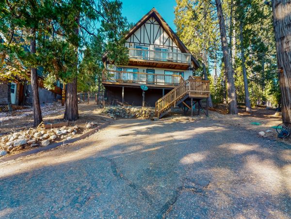 Yosemite Area Home 984830