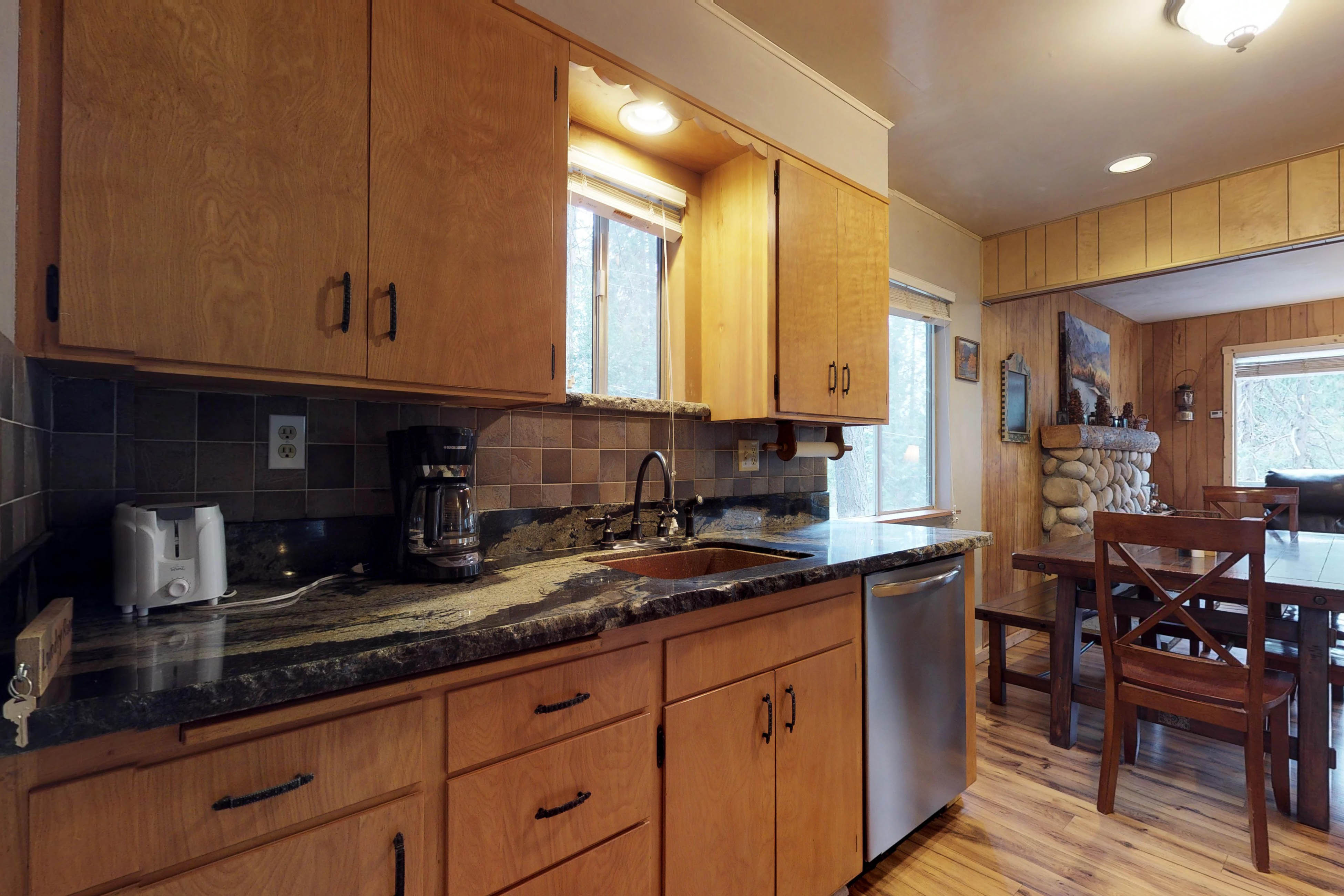 Yosemite Area Home 984831