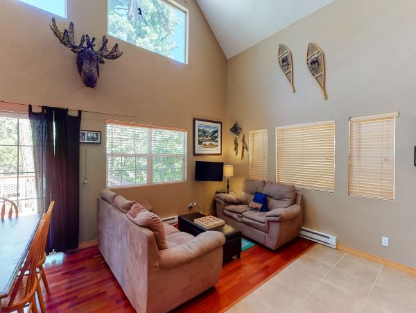 Yosemite Area Home 984832