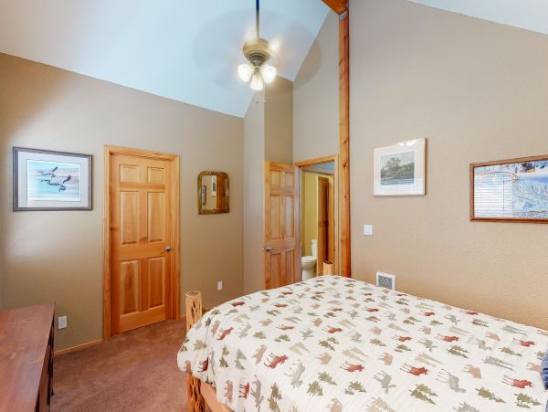 Yosemite Area Home 984832