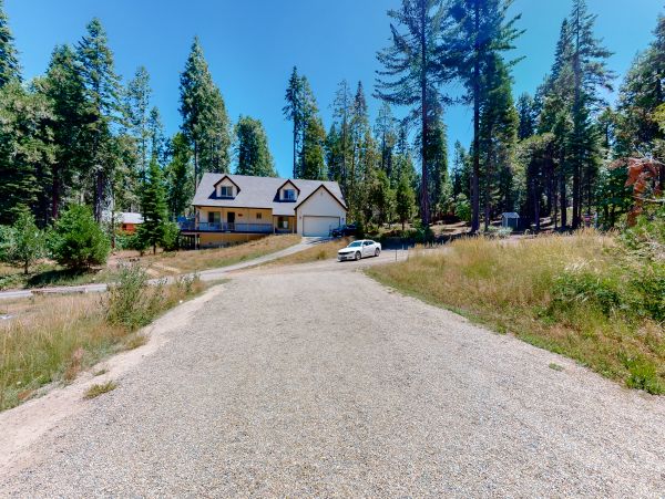 Yosemite Area Home 984832