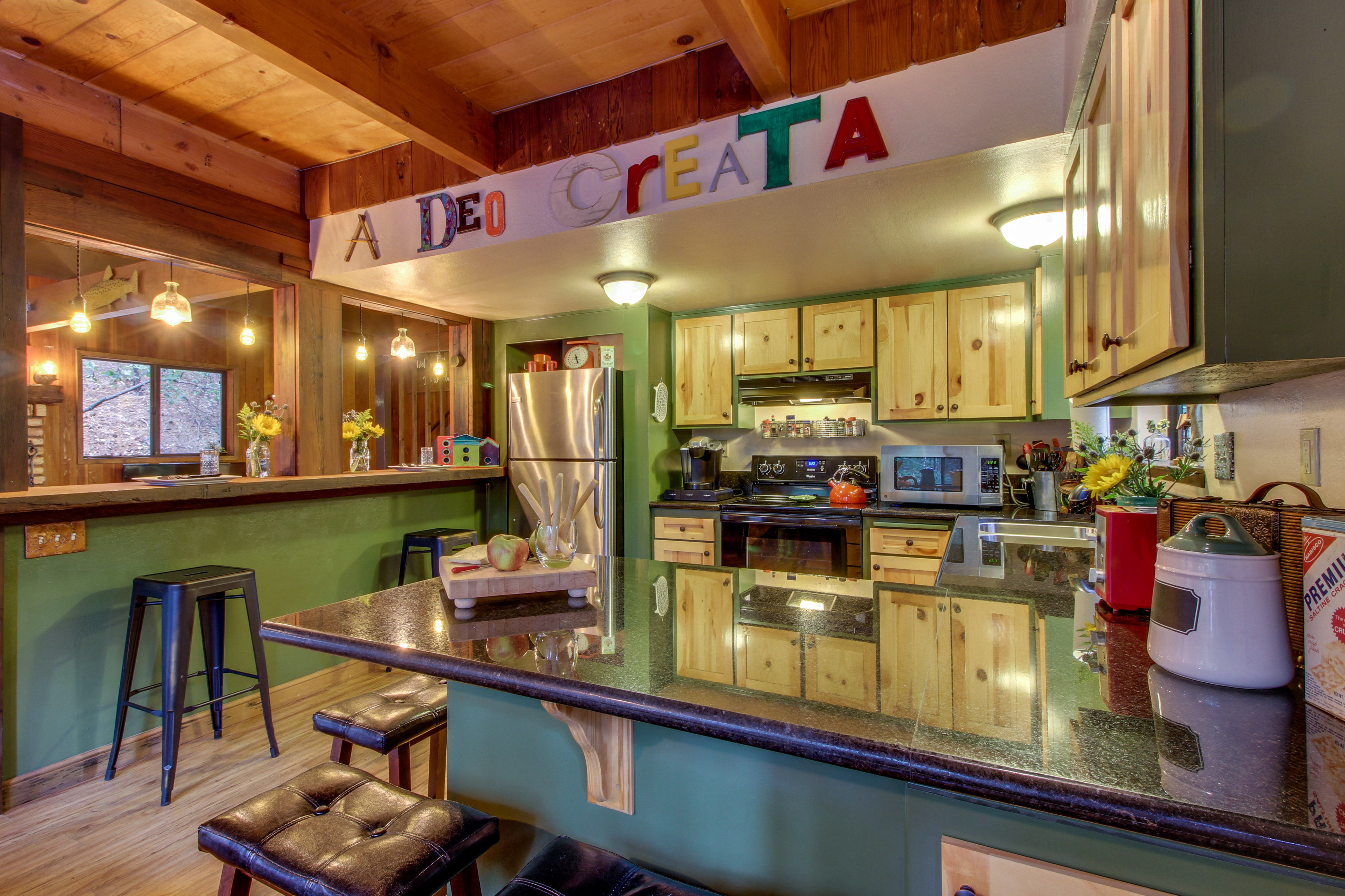 Yosemite Area Home 984833
