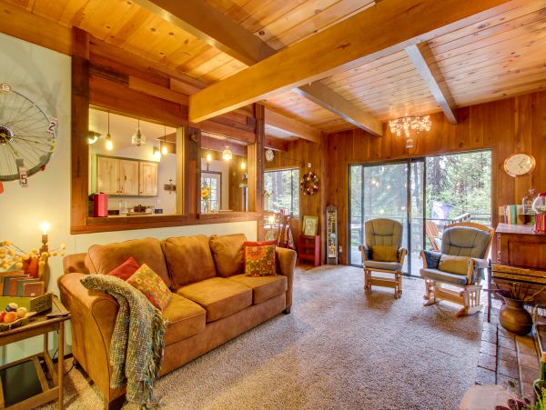 Yosemite Area Home 984833