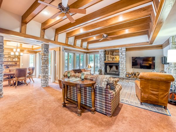 Yosemite Area Home 984834
