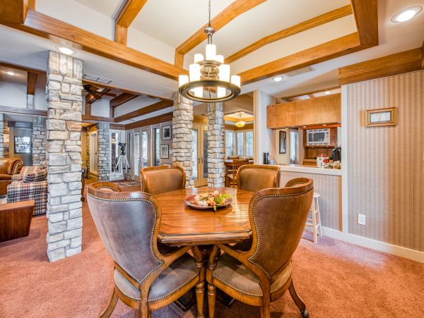 Yosemite Area Home 984834