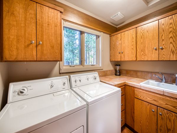 Yosemite Area Home 984834