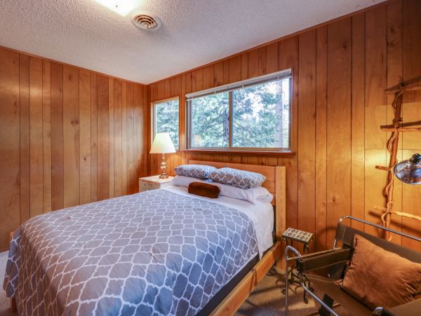 Yosemite Area Home 984835