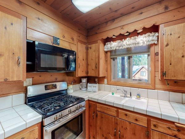 Yosemite Area Home 984836