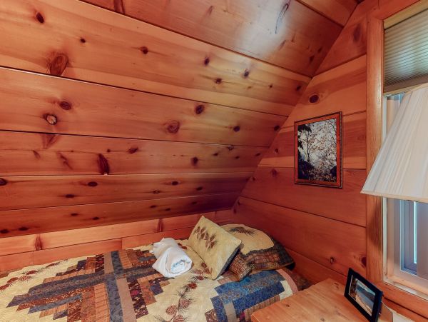 Yosemite Area Home 984836