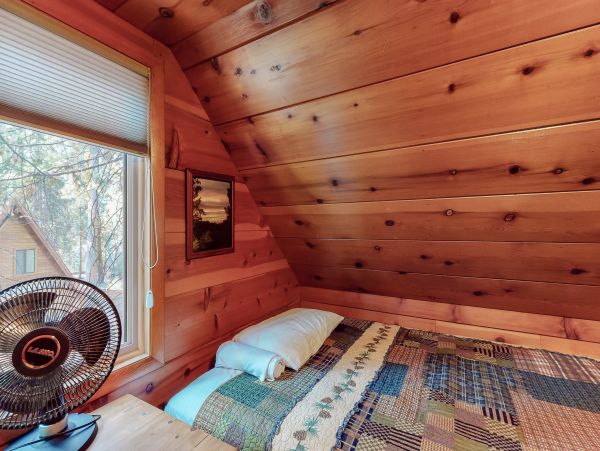 Yosemite Area Home 984836