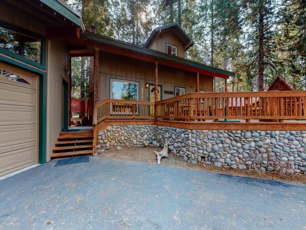 Yosemite Area Home 984836