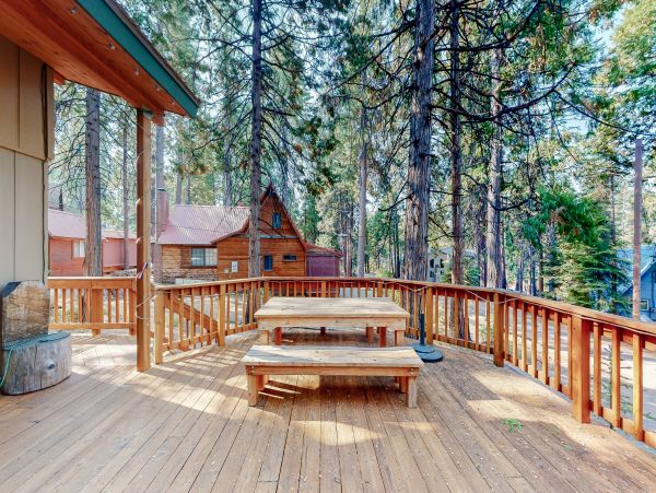 Yosemite Area Home 984836