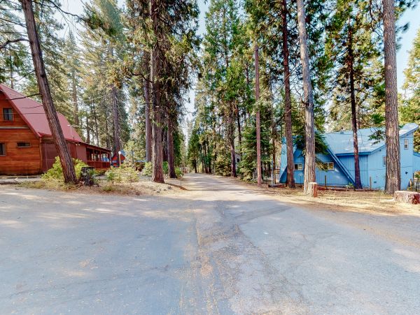 Yosemite Area Home 984836