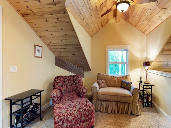 Yosemite Area Home 984837