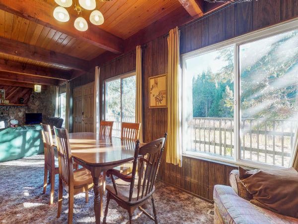Yosemite Area Home 984838