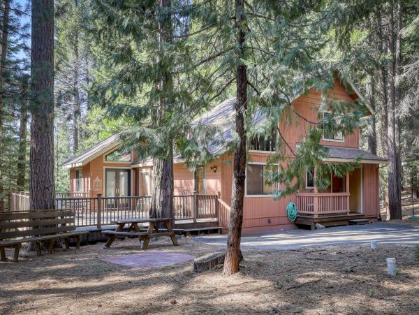 Yosemite Area Home 984839