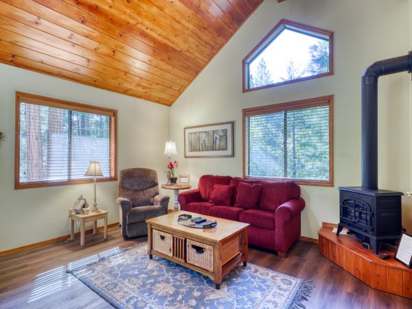 Yosemite Area Home 984839