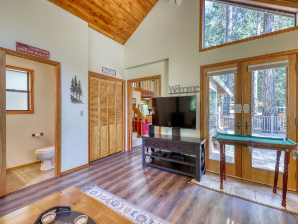 Yosemite Area Home 984839