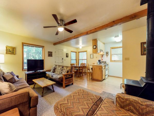 Yosemite Area Home 984841