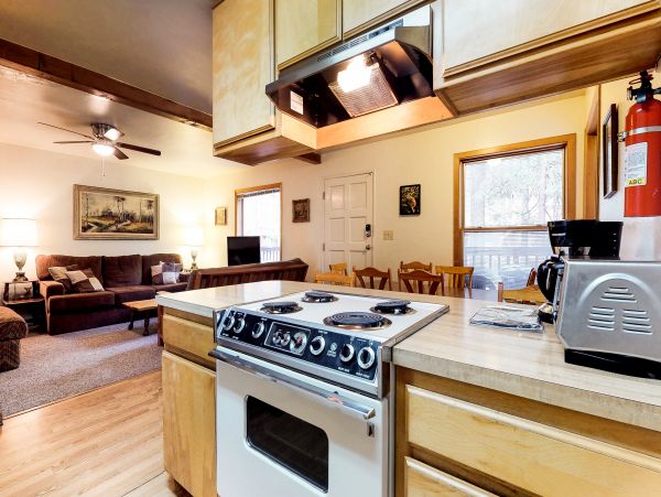 Yosemite Area Home 984841