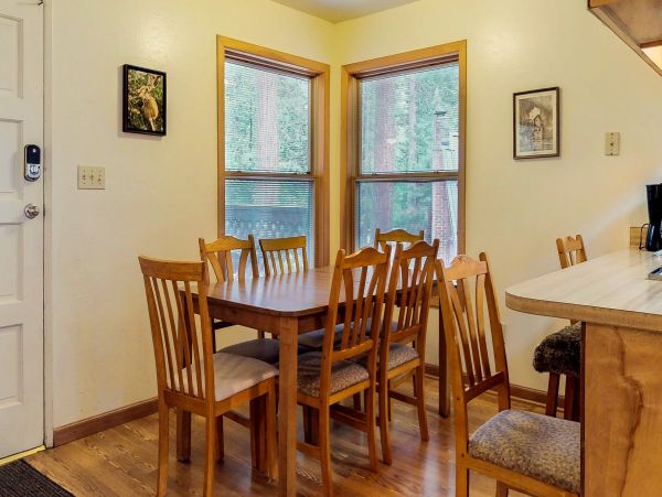 Yosemite Area Home 984841
