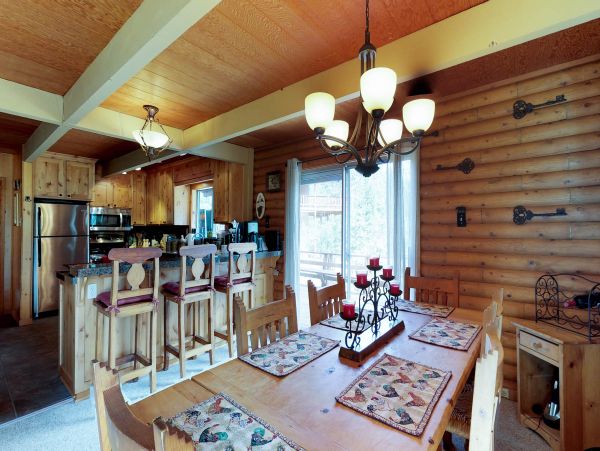 Yosemite Area Home 984842
