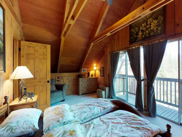 Yosemite Area Home 984842