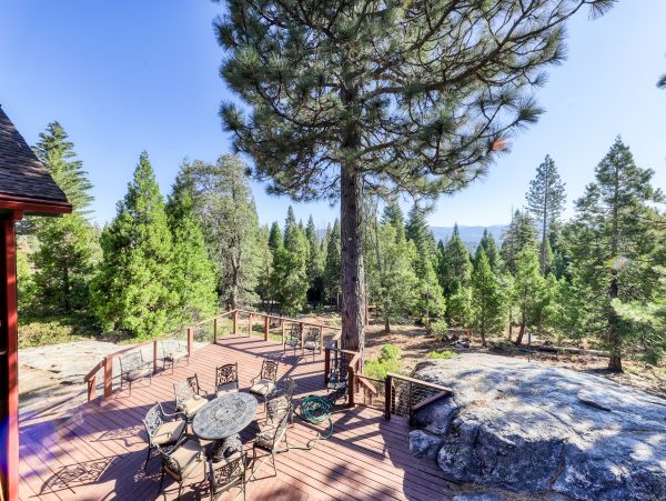 Yosemite Area Home 984843