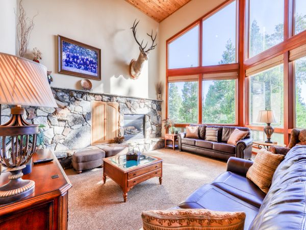 Yosemite Area Home 984843