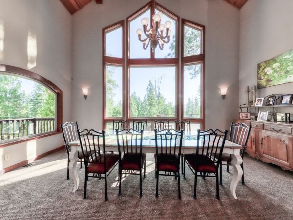 Yosemite Area Home 984843