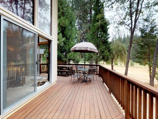 Yosemite Area Home 984844