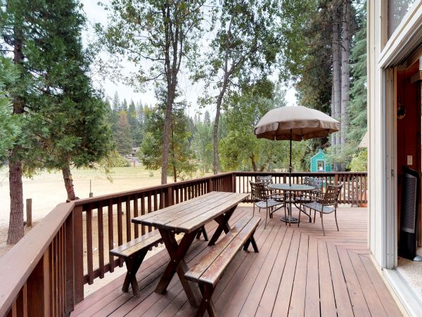 Yosemite Area Home 984844
