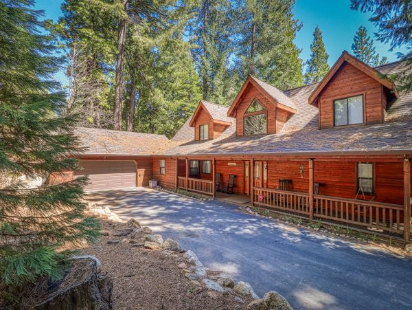 Yosemite Area Home 984845