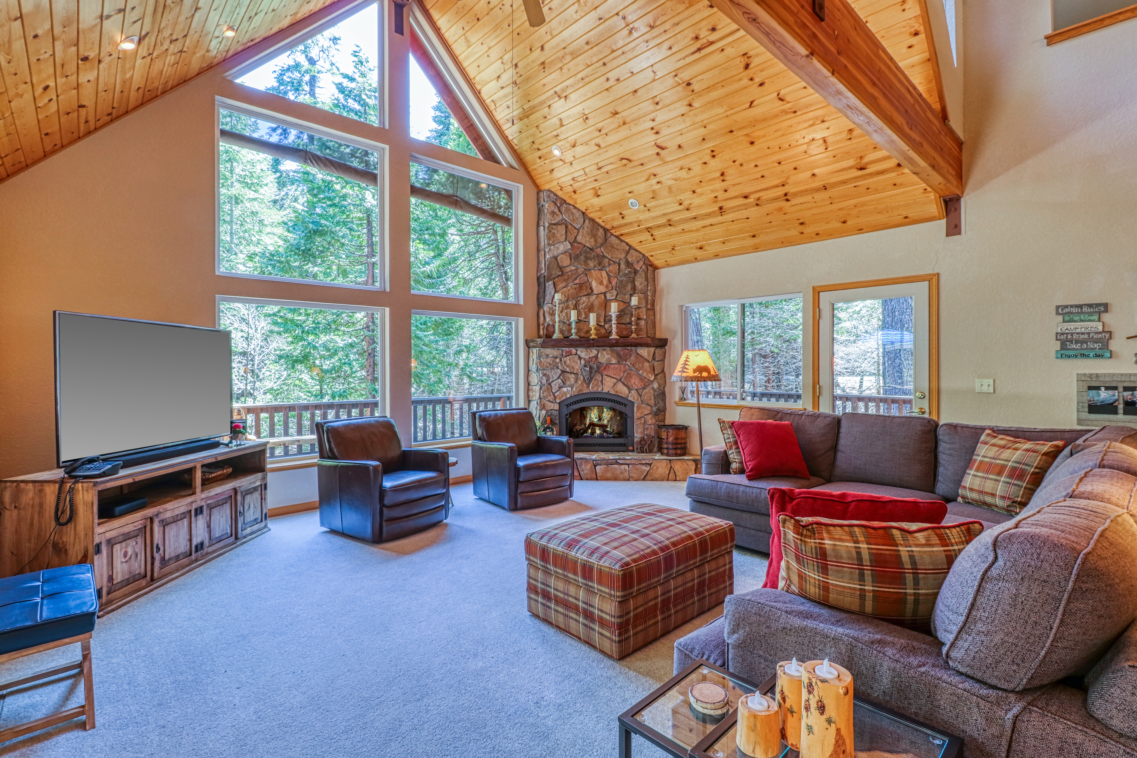 Yosemite Area Home 984845