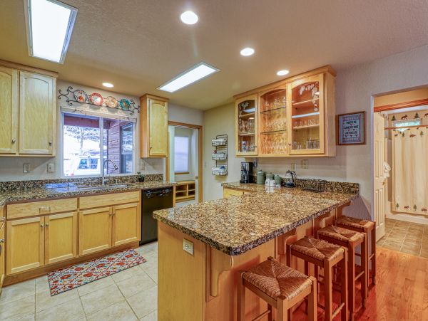 Yosemite Area Home 984845