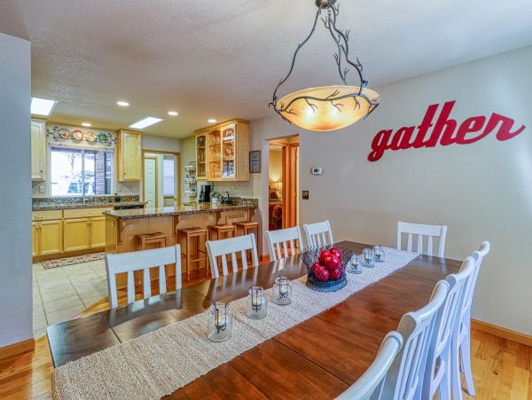 Yosemite Area Home 984845