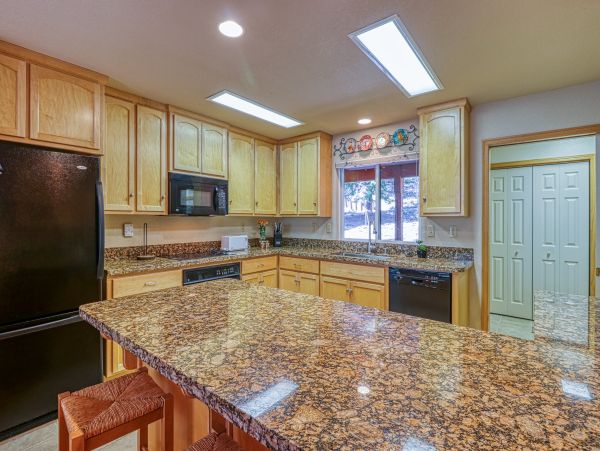 Yosemite Area Home 984845