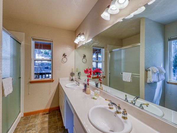 Yosemite Area Home 984845