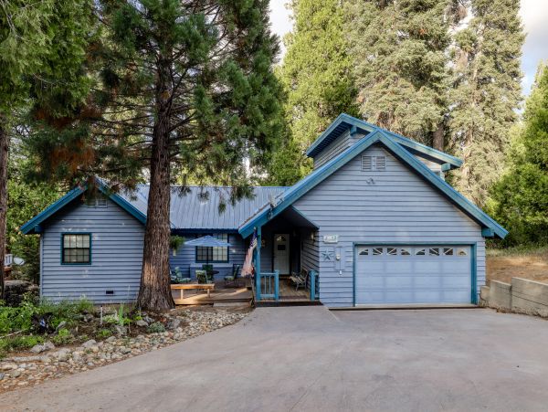 Yosemite Area Home 984846