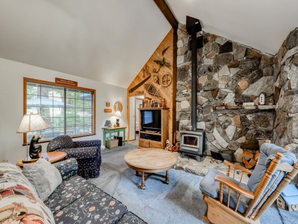 Yosemite Area Home 984846