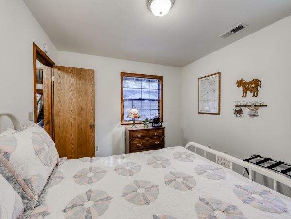 Yosemite Area Home 984846