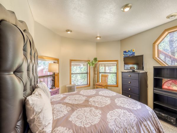 Yosemite Area Home 984847