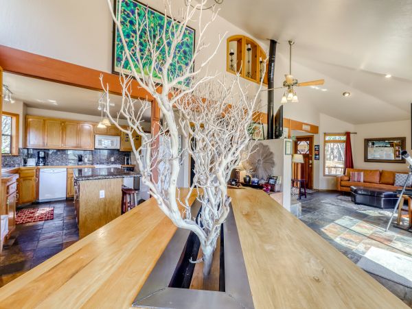 Yosemite Area Home 984847