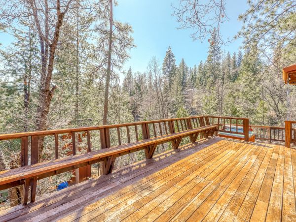 Yosemite Area Home 984847
