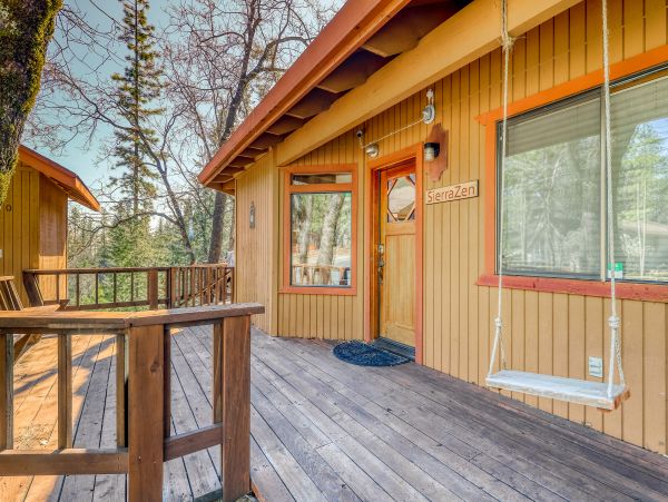 Yosemite Area Home 984847