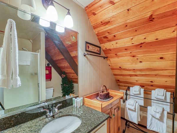 Yosemite Area Home 984849